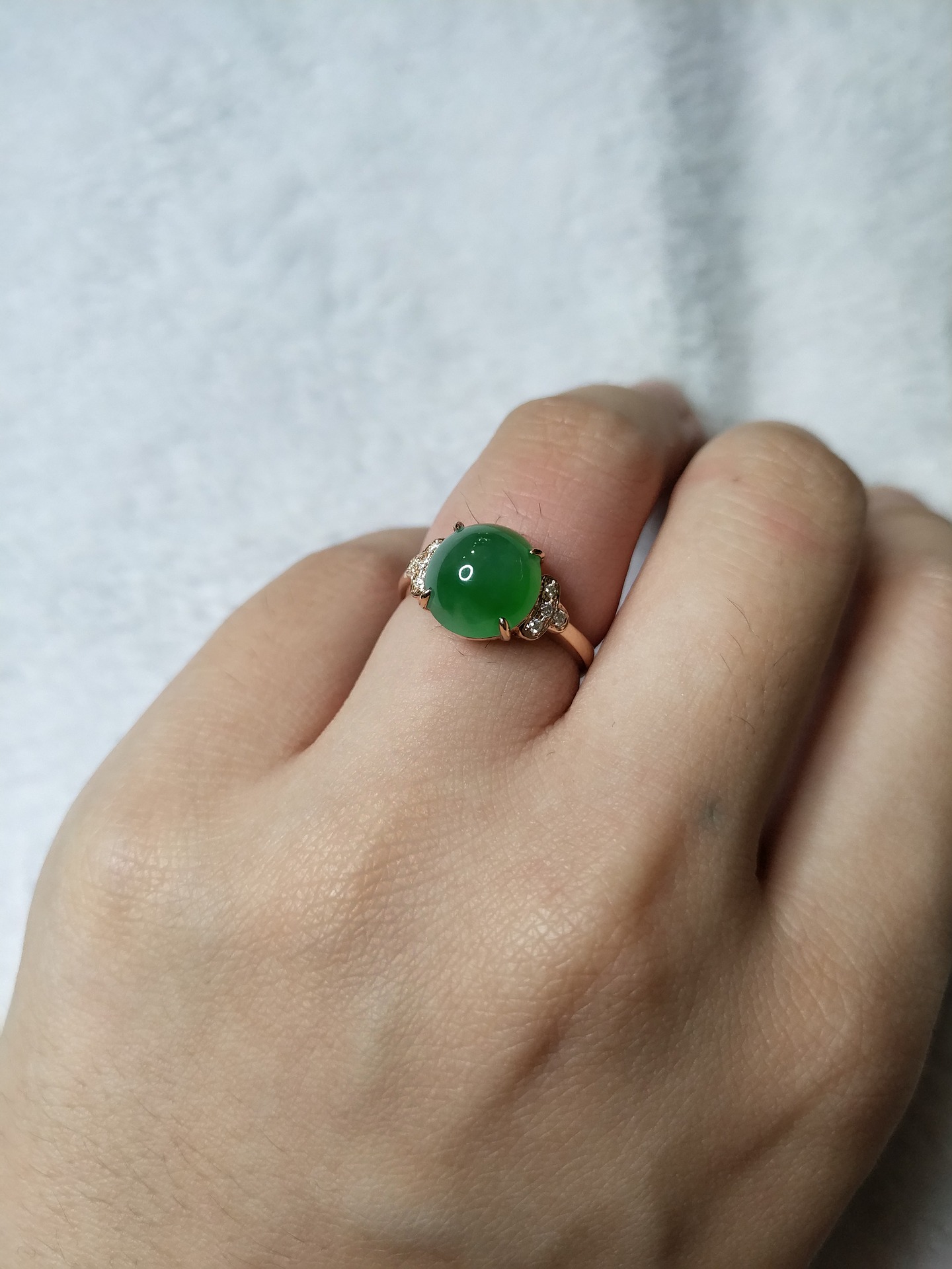 Amuleto de jade verde